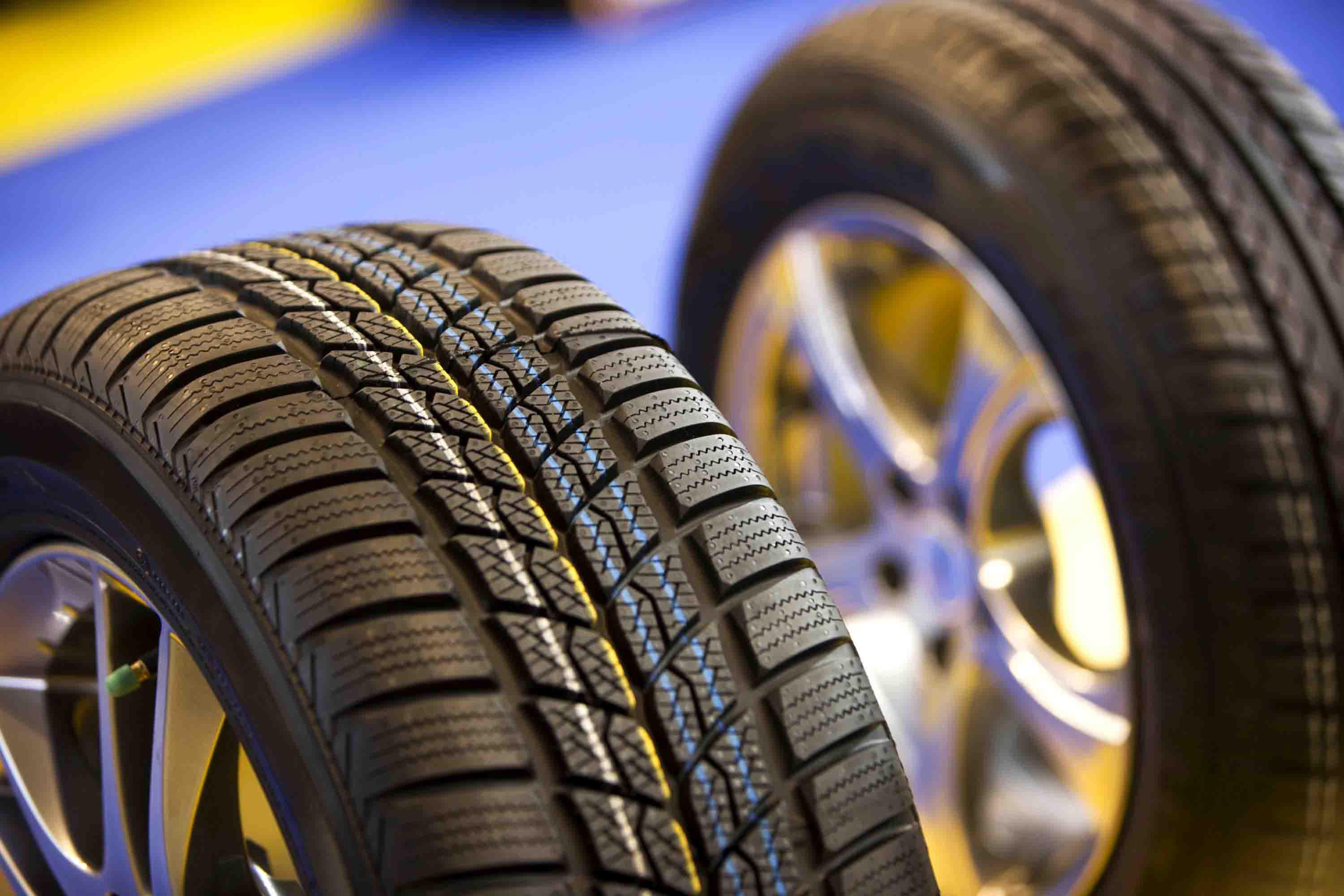 This habit will greatly shorten the life of your car tires!